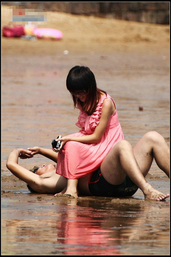 ����ɳ̲���ǶԿ��ŵ����²����գ�ͼ��