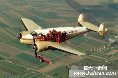 ������һ���������Ҷ��ĵĿ�ͼ��(��ͼ)